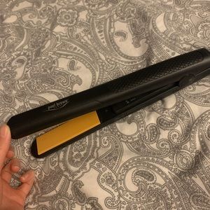 Paul Brown Straightener